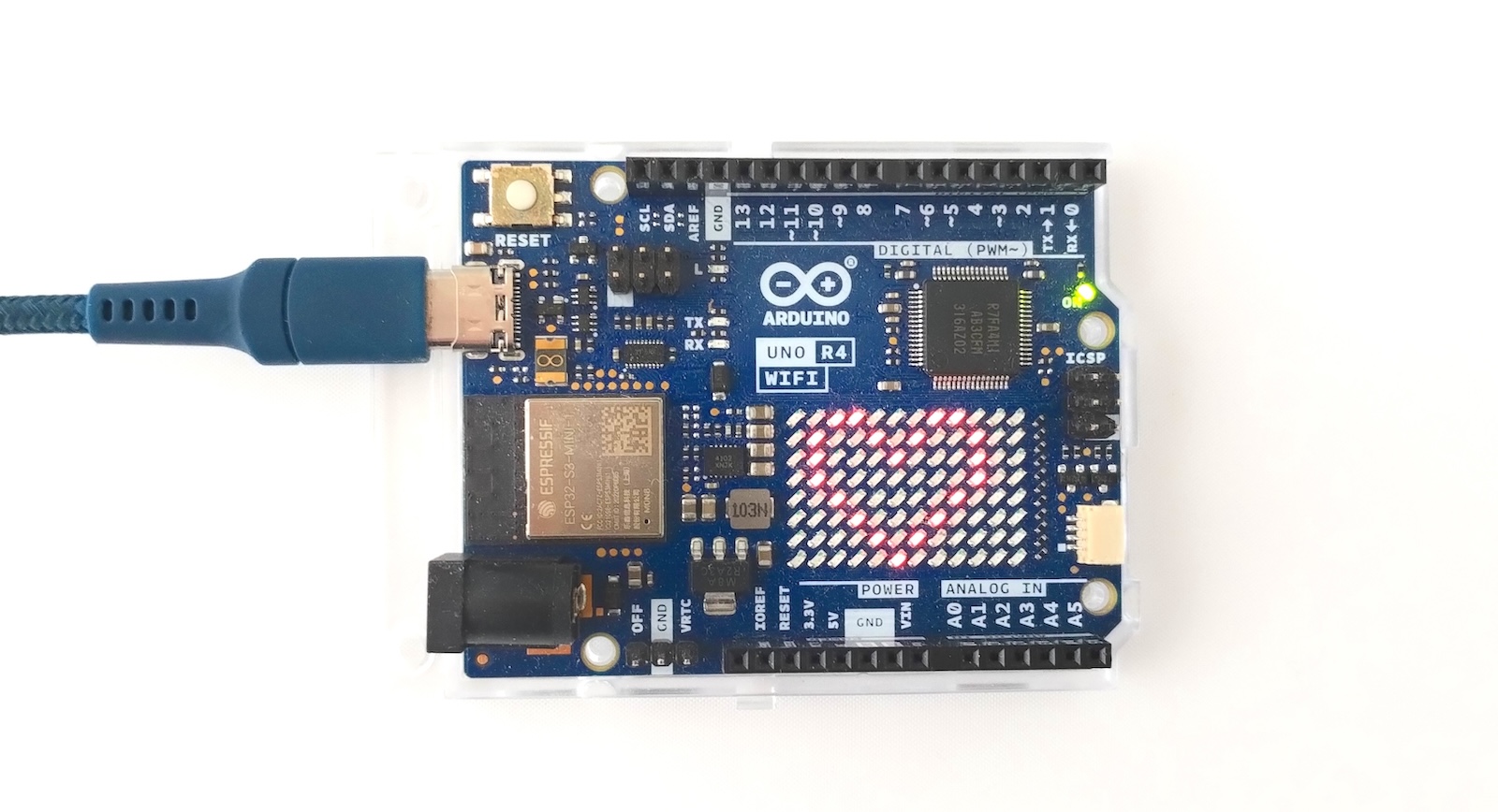 Arduino UNO R4